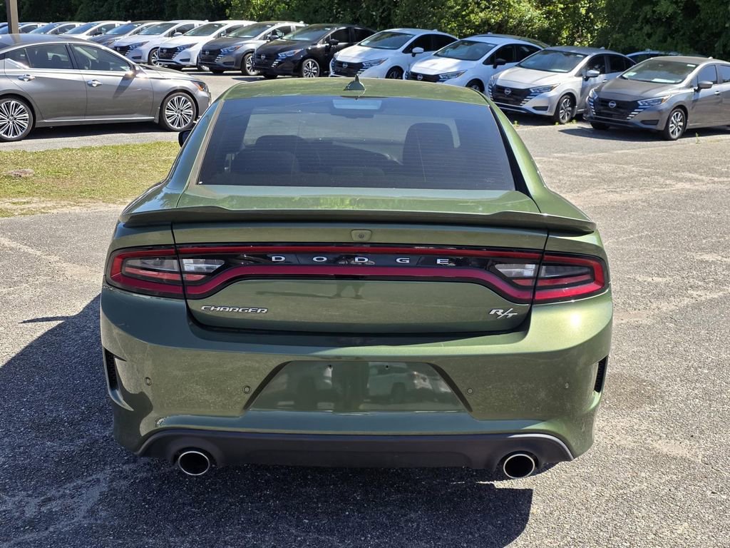 Used 2022 Dodge Charger R/T RWD image 4