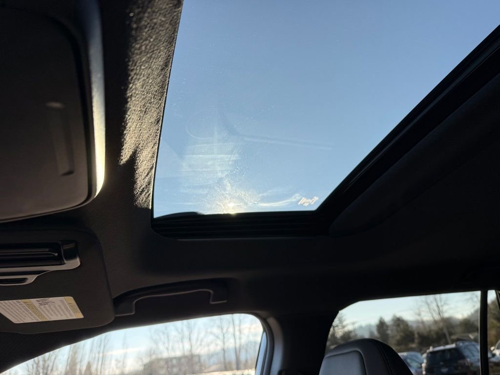 Used 2026 Subaru Outback Limited AWD/4WD image 38