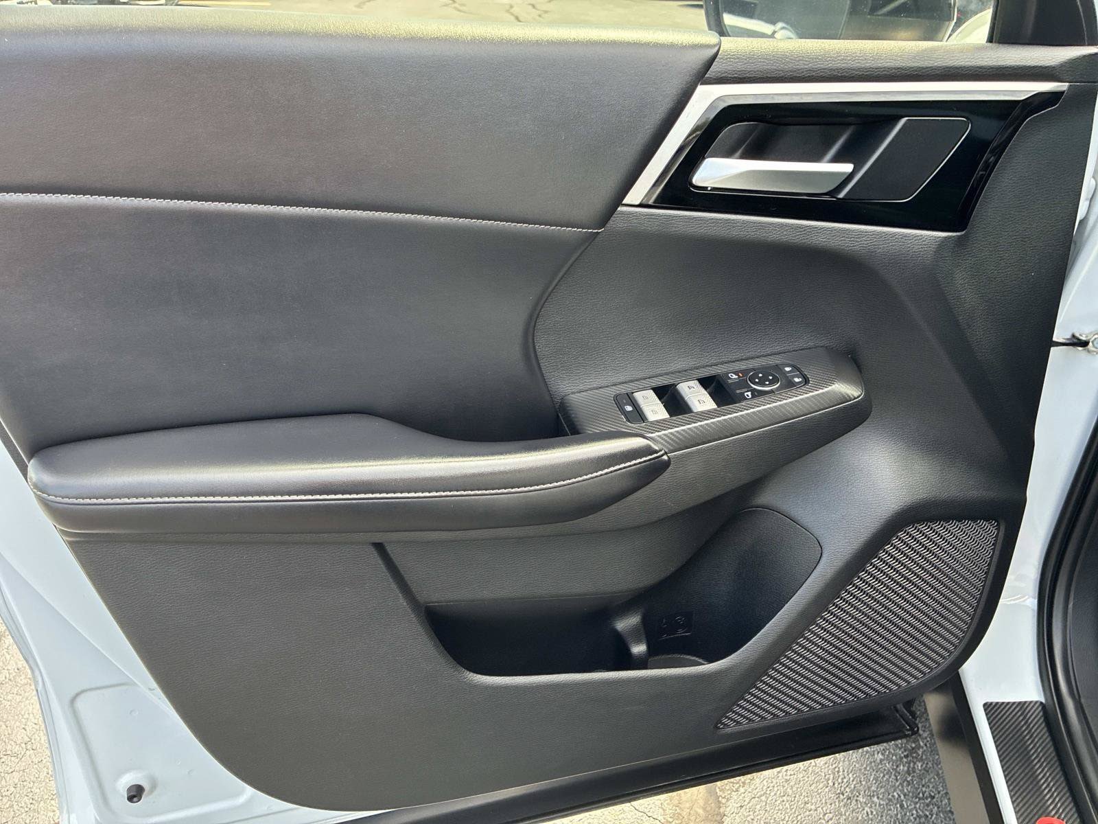 Used 2022 Mitsubishi Outlander SE AWD/4WD image 21