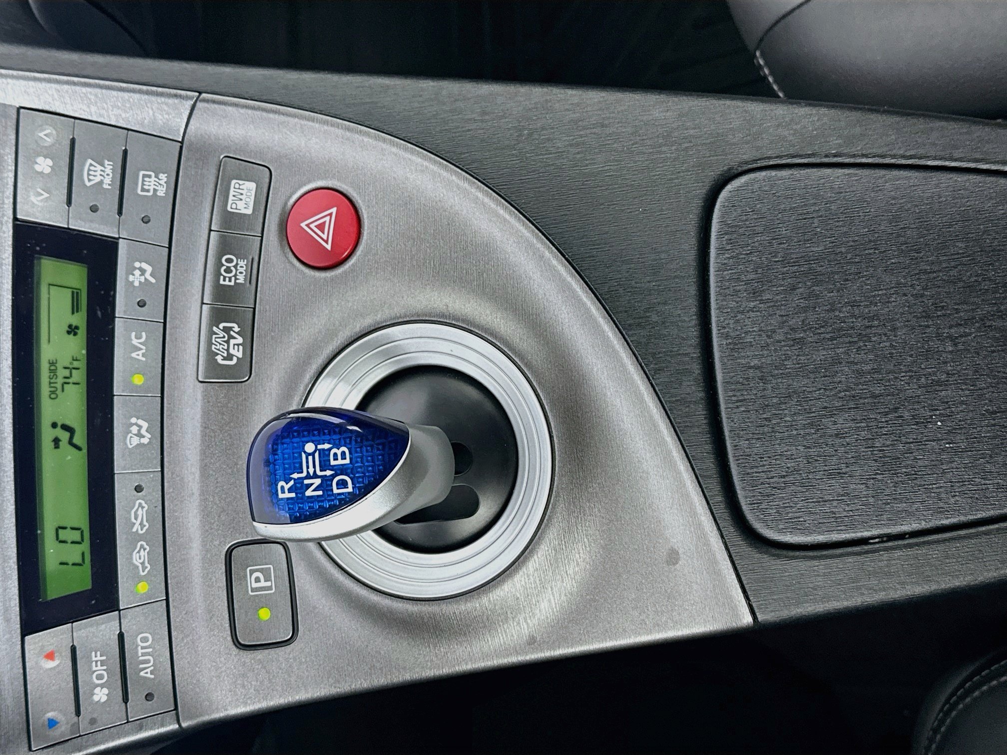 Used 2014 Toyota Prius Prime Advanced FWD image 24