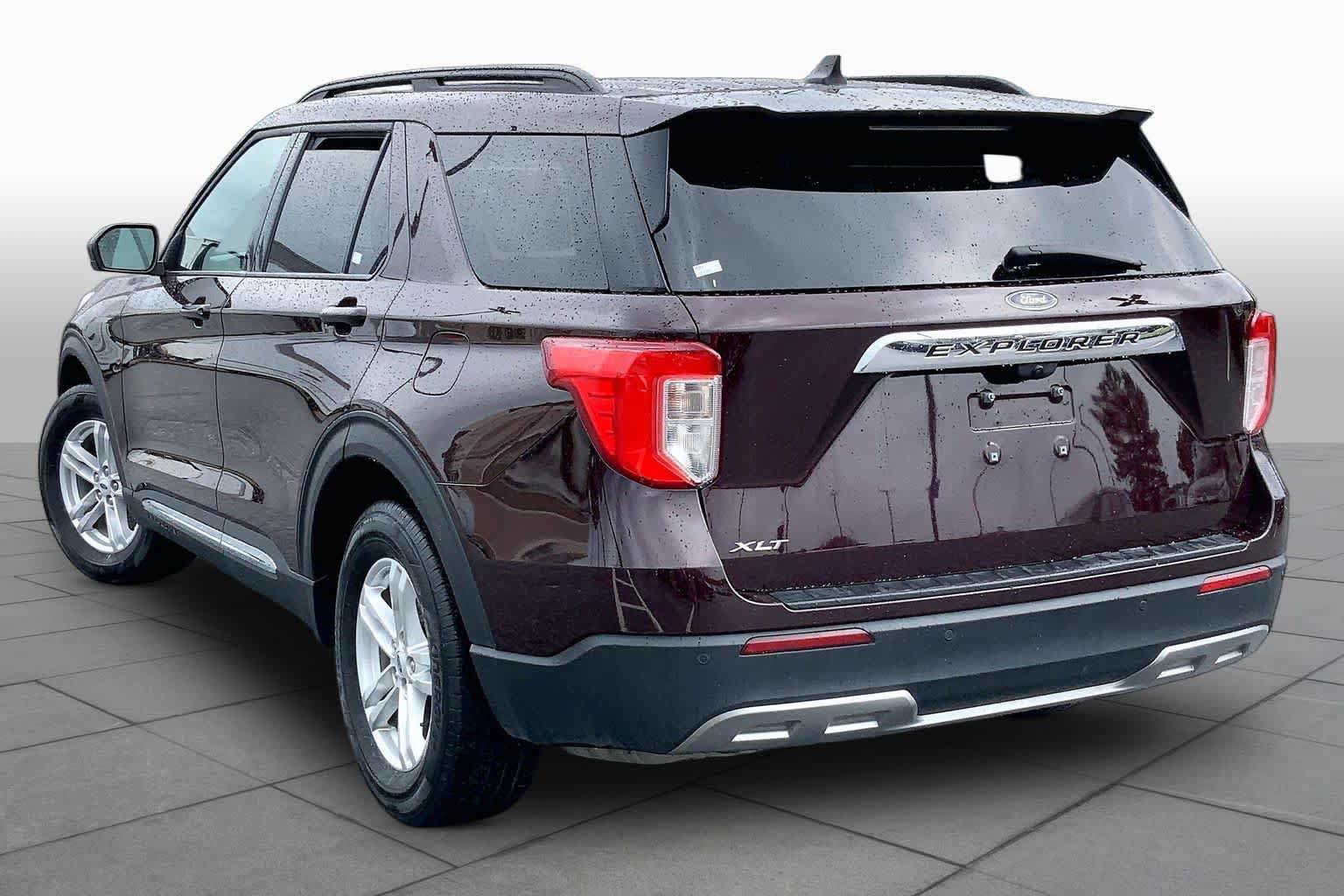 Certified 2023 Ford Explorer XLT w/ Equipment Group 202A RWD image 12