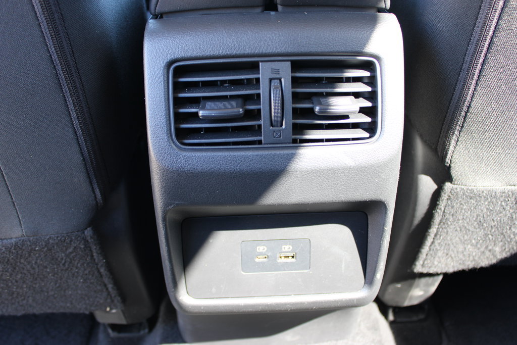 Used 2023 Nissan Rogue SV AWD/4WD image 30