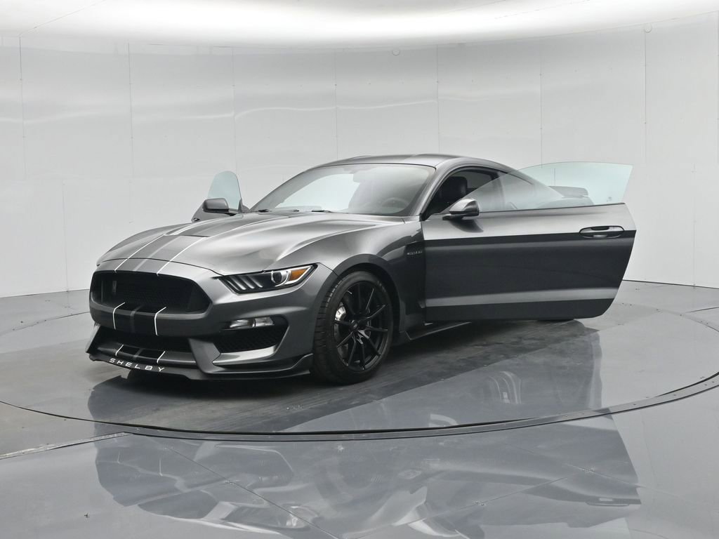 Used 2016 Ford Mustang Shelby GT350 w/ Technology Package image 29