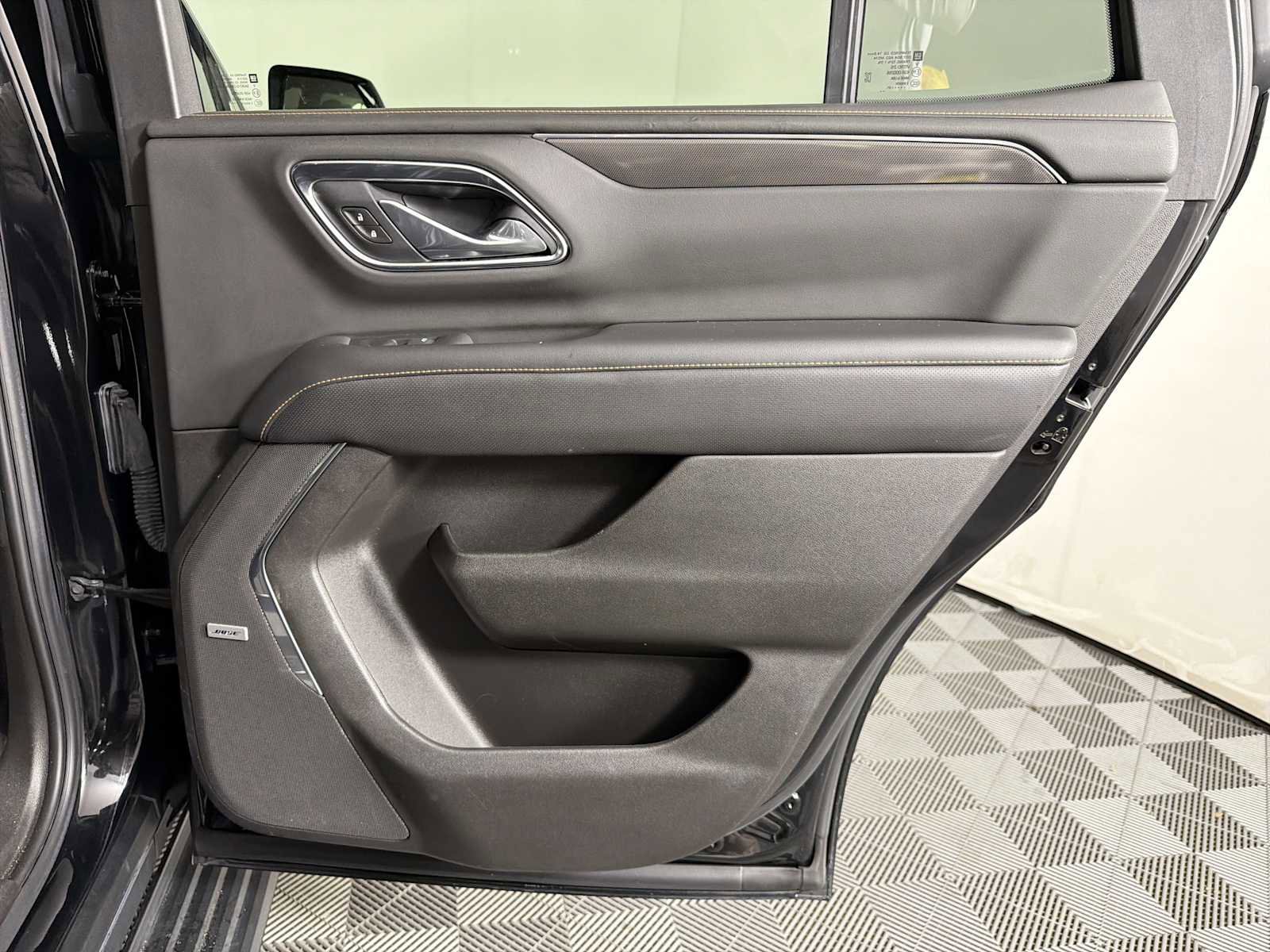 Used 2021 GMC Yukon AT4 w/ AT4 Premium Package AWD/4WD image 17