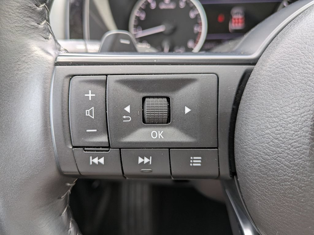 Certified 2025 Nissan Pathfinder SV AWD/4WD image 24
