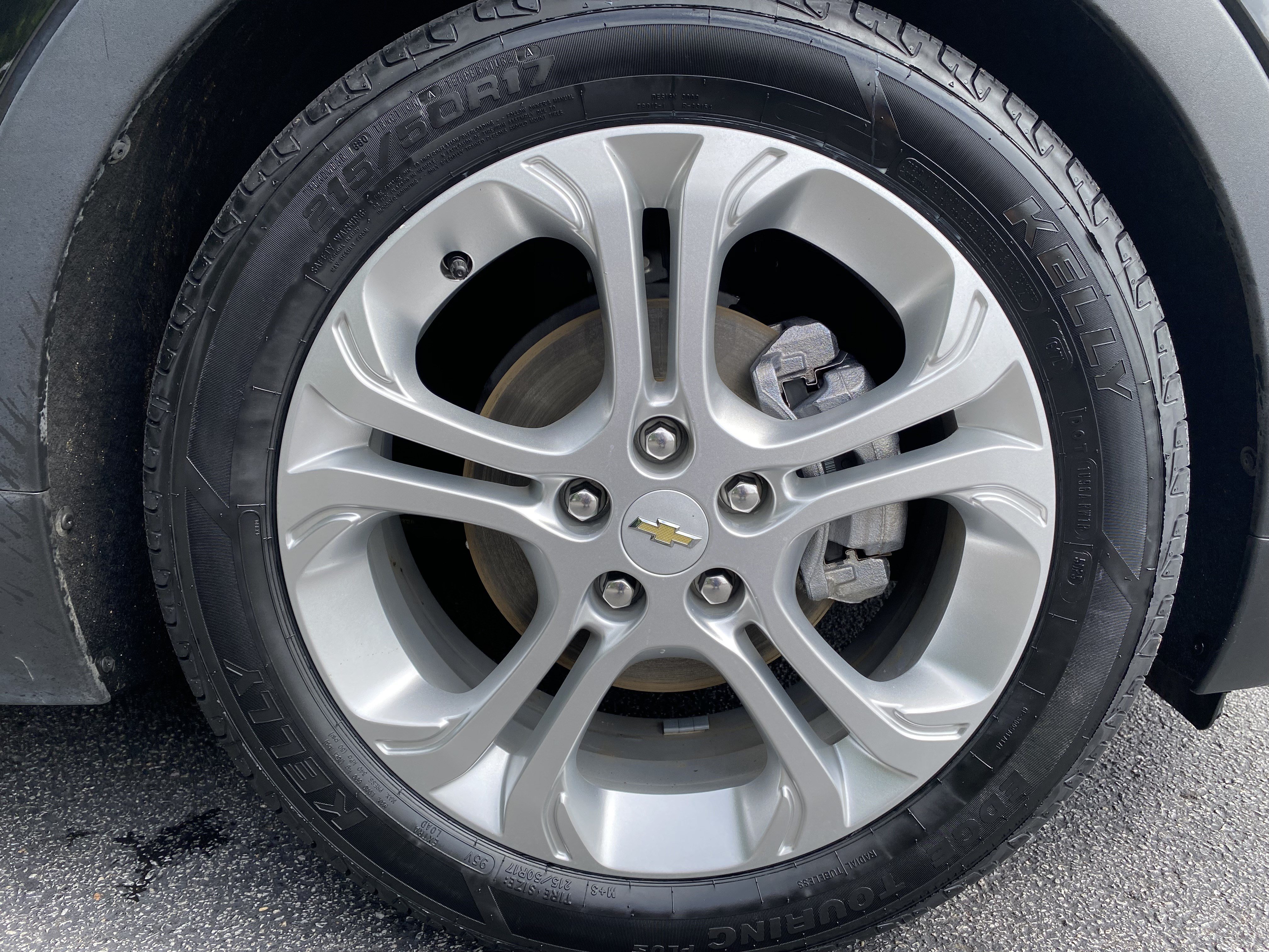 Used 2020 Chevrolet Bolt LT FWD image 13