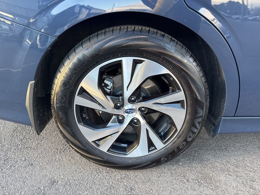Certified 2025 Subaru Legacy Premium image 9