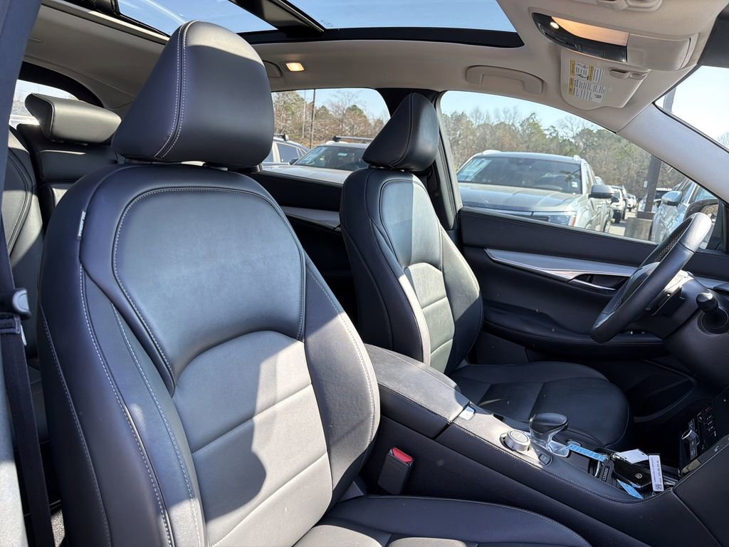 Used 2021 INFINITI QX50 Luxe w/ Cargo Package image 19