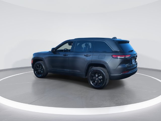 New 2026 Jeep Grand Cherokee Altitude AWD/4WD image 6