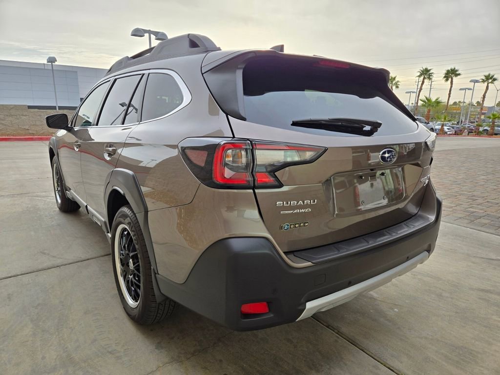 Used 2024 Subaru Outback Limited XT image 3