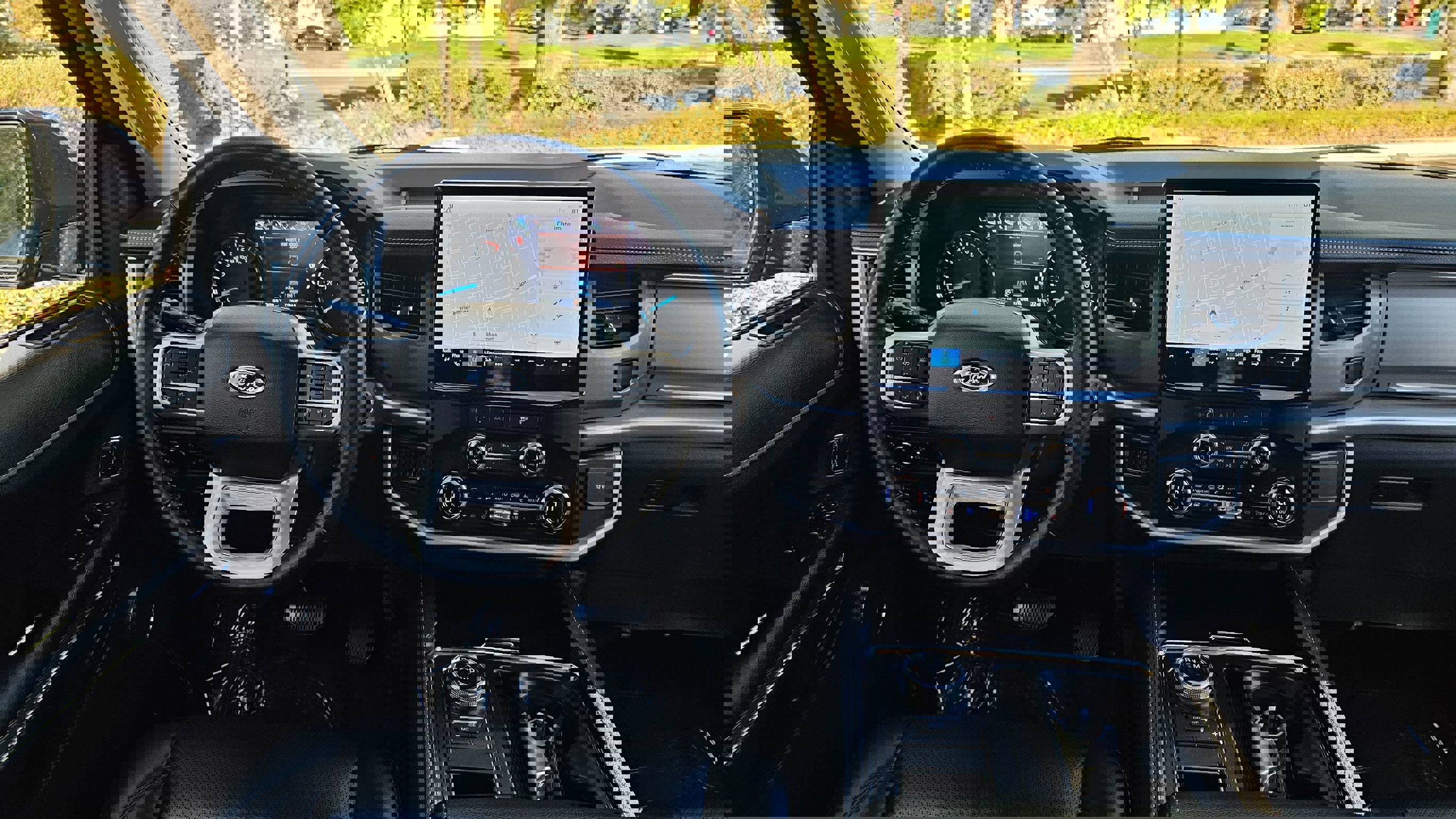 Used 2024 Ford Expedition XLT image 21