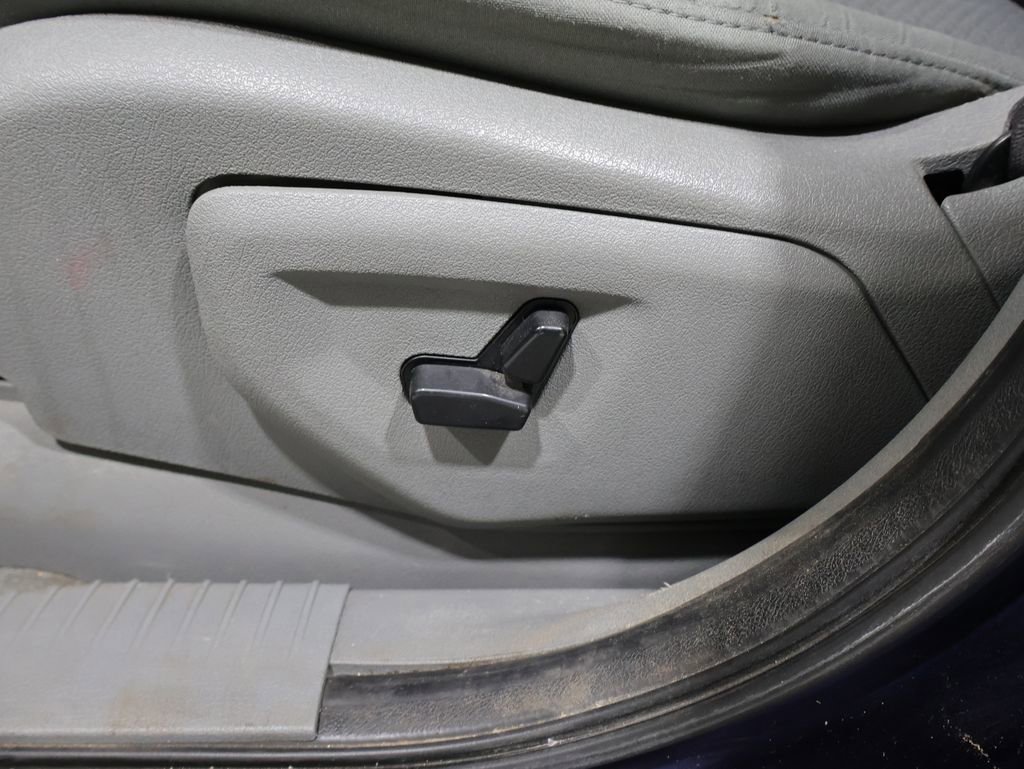 Used 2006 Jeep Grand Cherokee Laredo AWD/4WD image 11