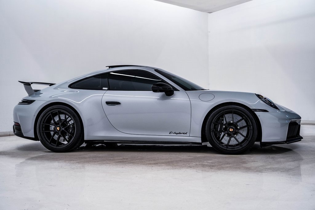Certified 2025 Porsche 911 Carrera 4 GTS image 9