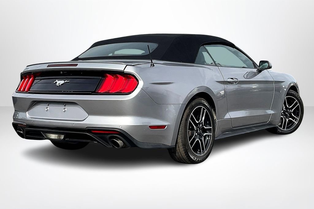 Used 2023 Ford Mustang Premium image 6