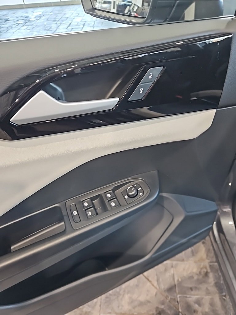 New 2026 Volkswagen Taos S image 26