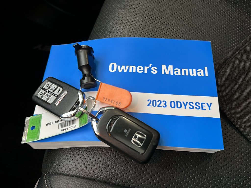 Certified 2023 Honda Odyssey Elite image 39