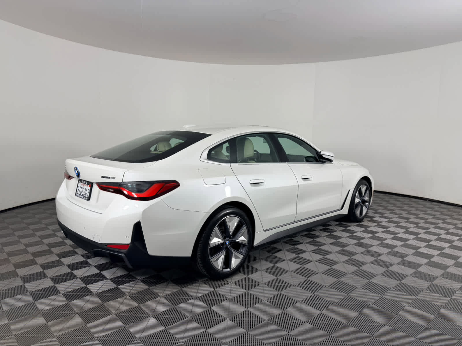 Certified 2025 BMW i4 eDrive40 w/ Driving Assistance Package image 3