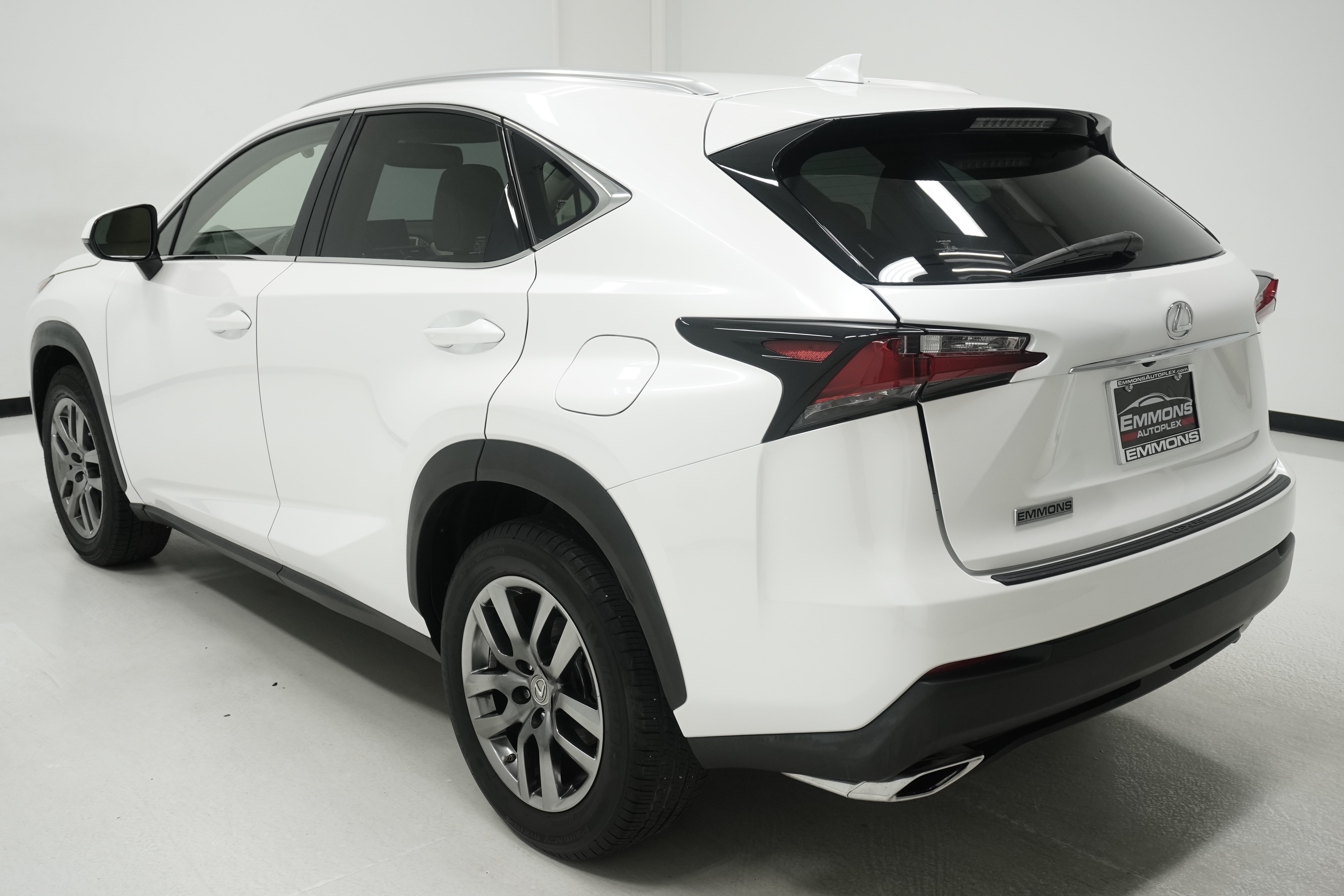 Used 2015 Lexus NX 200t FWD w/ Premium Package image 6