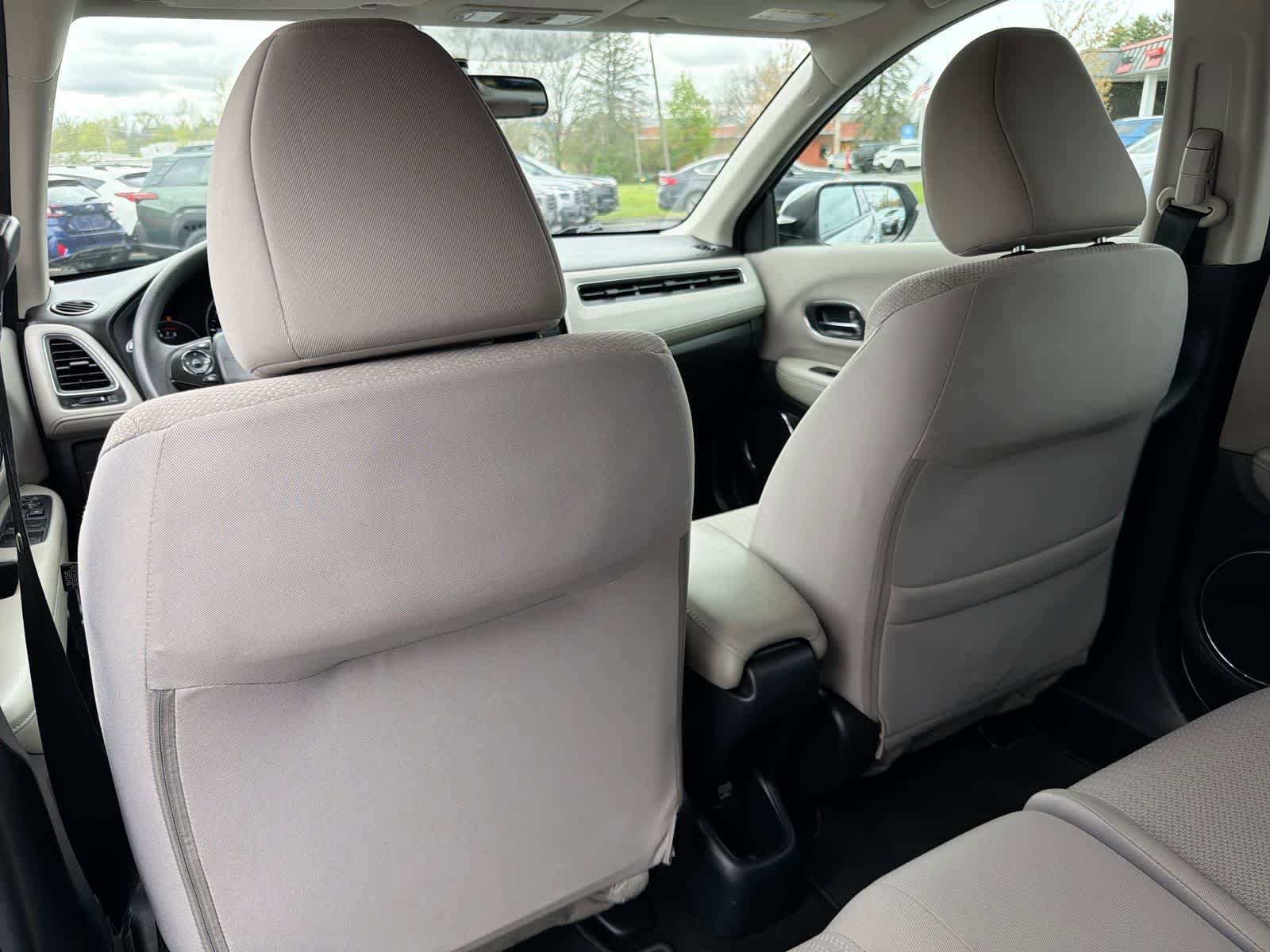 Used 2018 Honda HR-V EX image 19