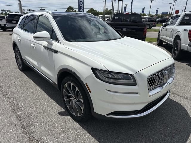 Used 2021 Lincoln Nautilus Reserve w/ Cargo Utility Package AWD/4WD image 3