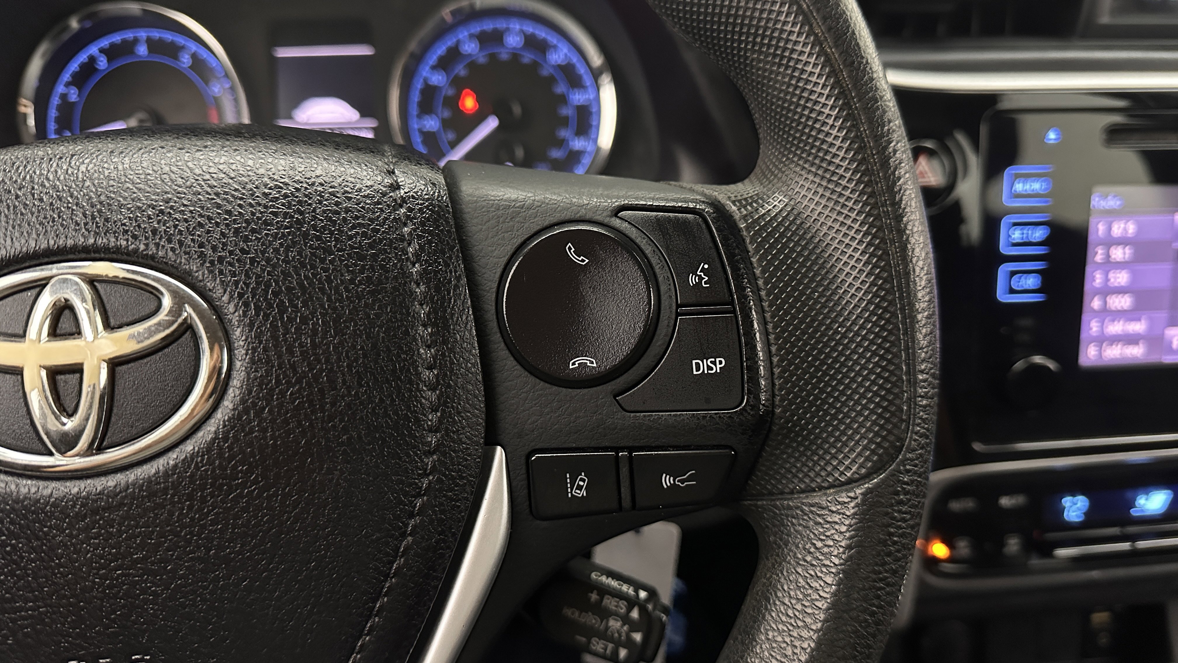 Used 2019 Toyota Corolla LE image 21