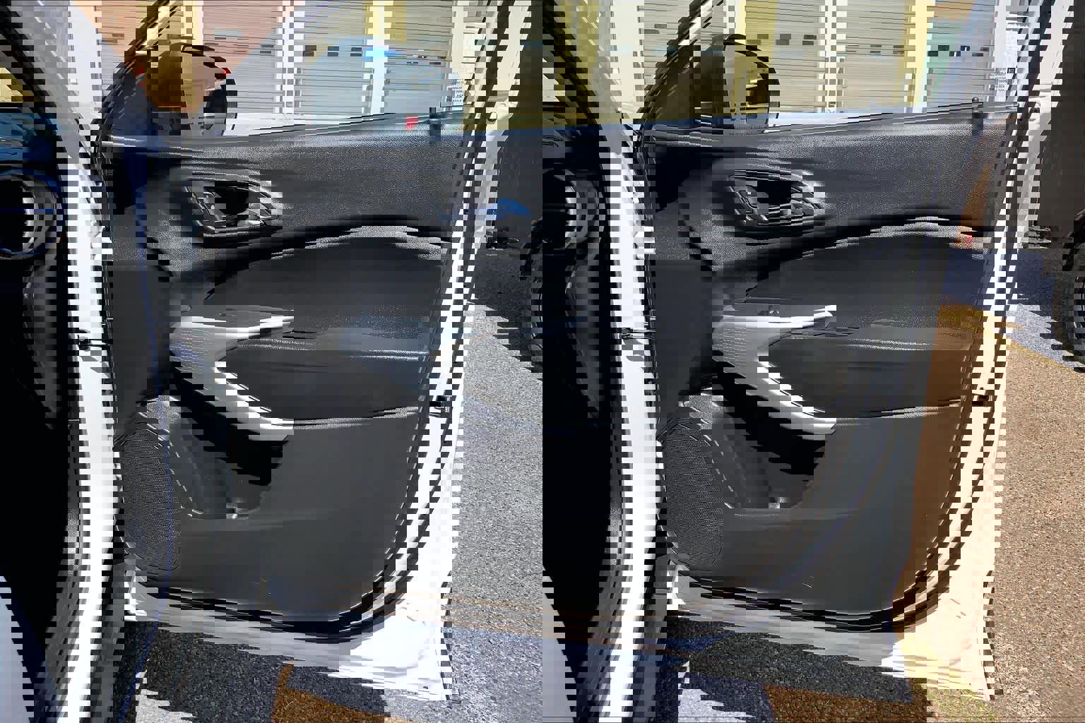 Used 2025 Chevrolet Trax LS image 23