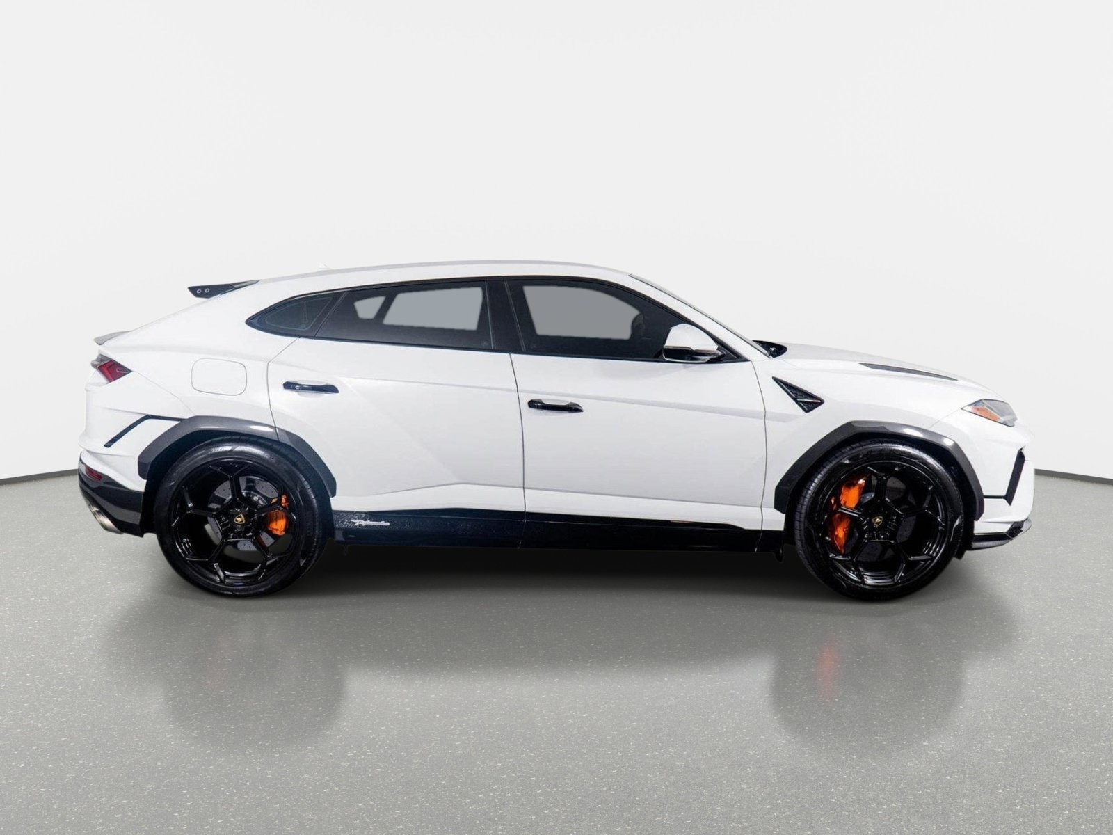 Used 2023 Lamborghini Urus Performante AWD/4WD image 5