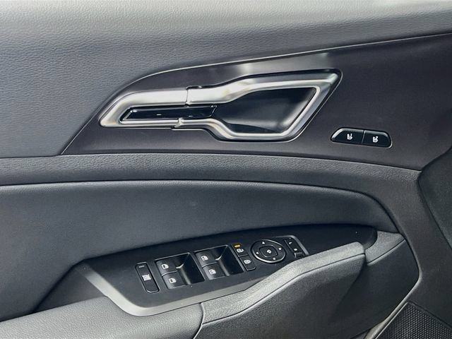 New 2027 Kia Sportage SX Prestige AWD/4WD image 18