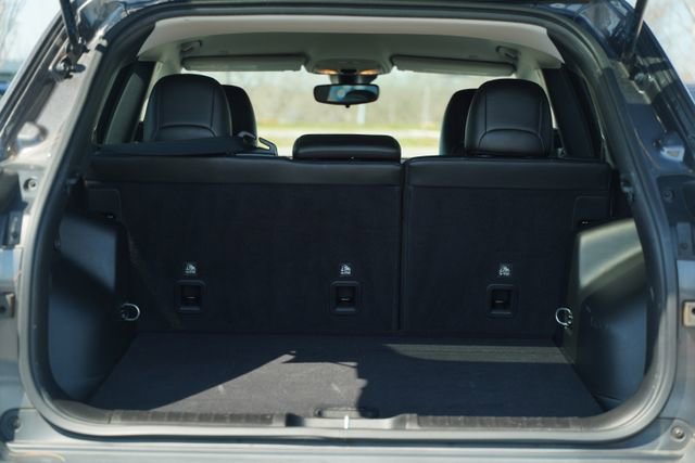 Used 2021 Jeep Cherokee Trailhawk image 18