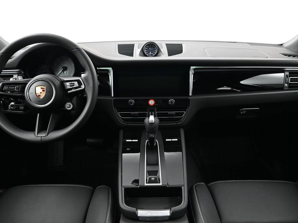 Used 2026 Porsche Macan S image 9