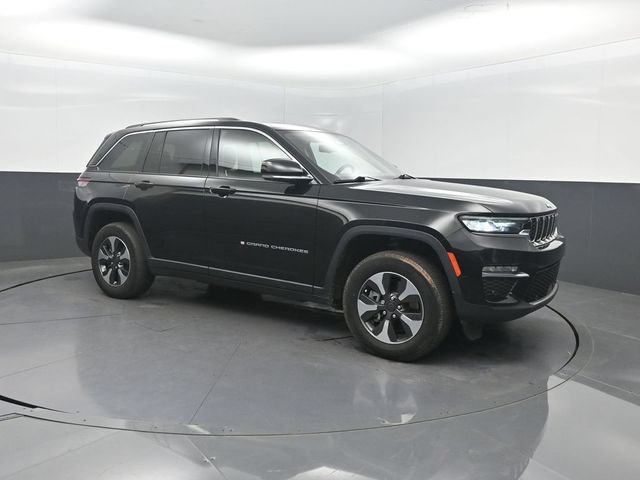 Used 2022 Jeep Grand Cherokee Limited 4xe w/ Luxury Tech Group II AWD/4WD image 35