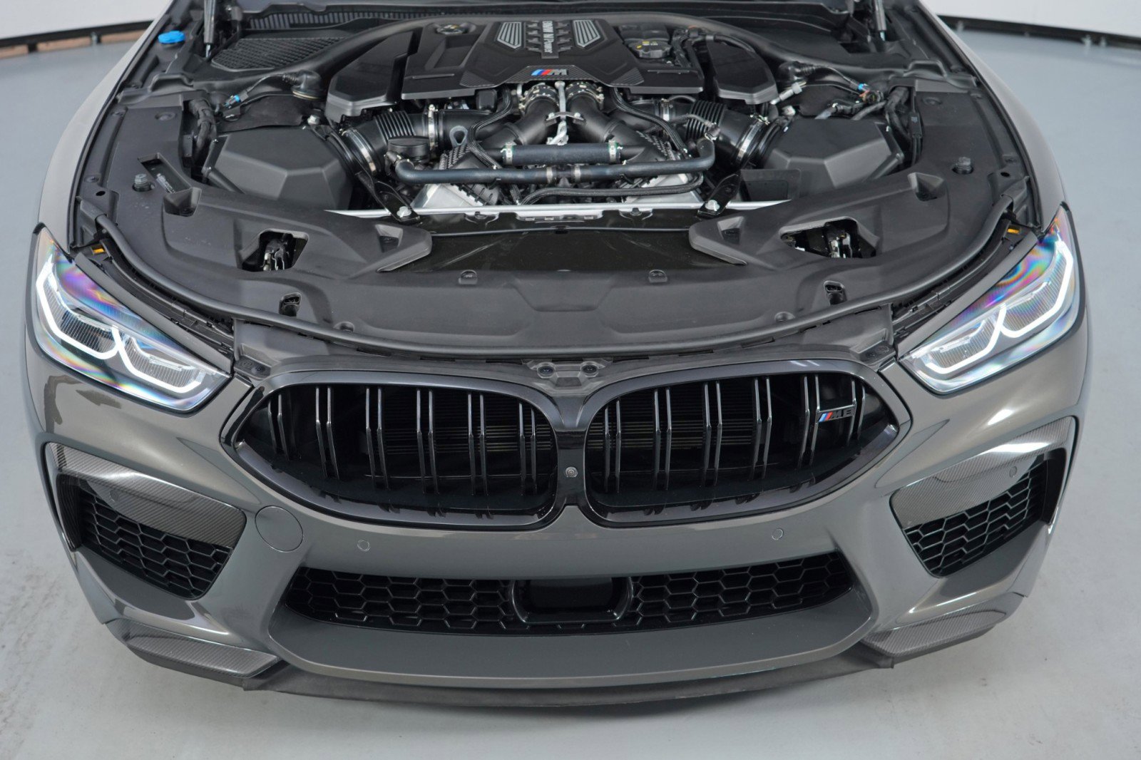Used 2025 BMW M8 Competition w/ M Carbon Exterior Package AWD/4WD image 8