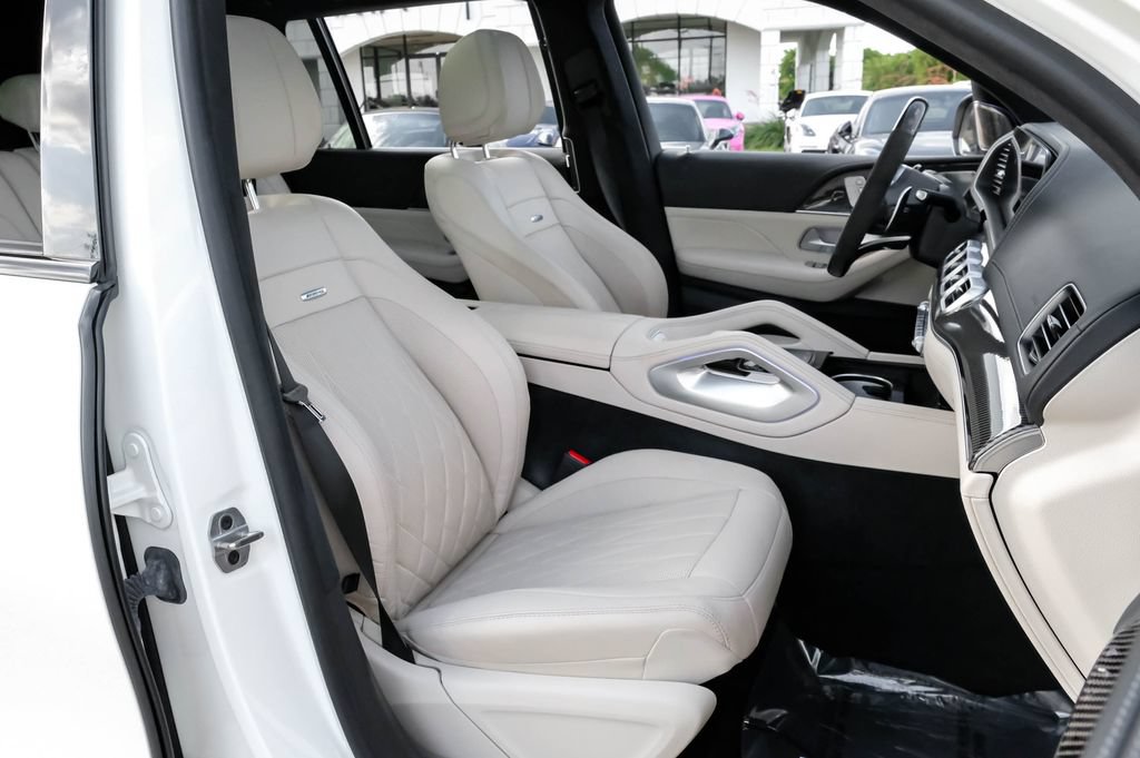 Used 2022 Mercedes-Benz GLS 63 AMG 4MATIC image 33