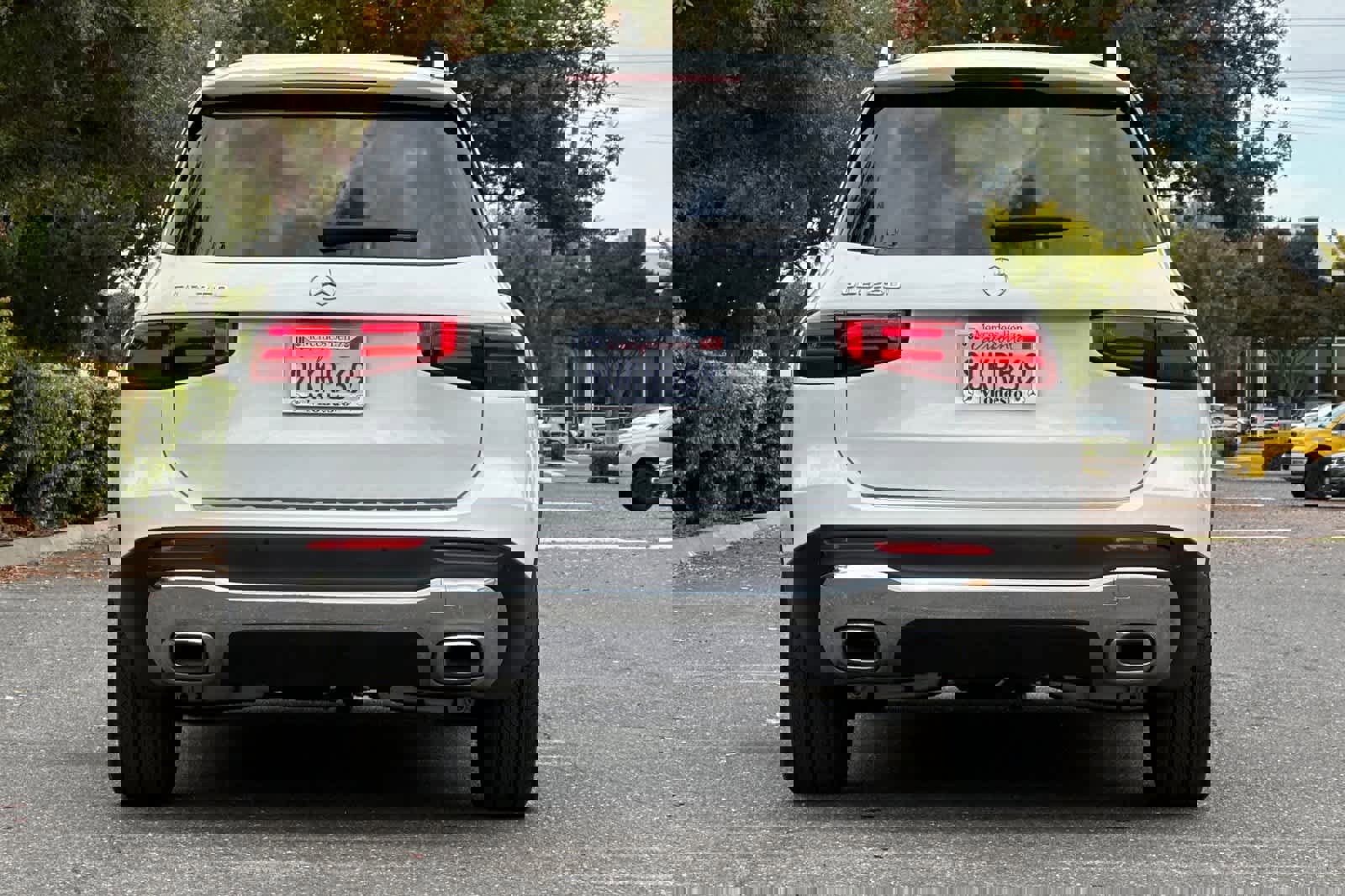 Certified 2025 Mercedes-Benz GLB 250 image 4