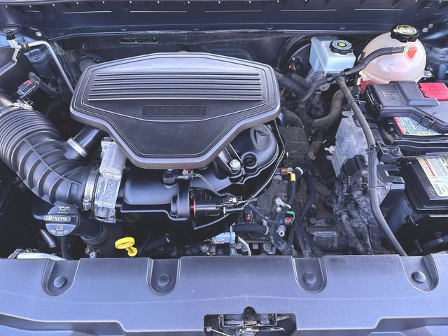 Used 2019 Chevrolet Blazer Premier w/ Sun and Wheels Package AWD/4WD image 31