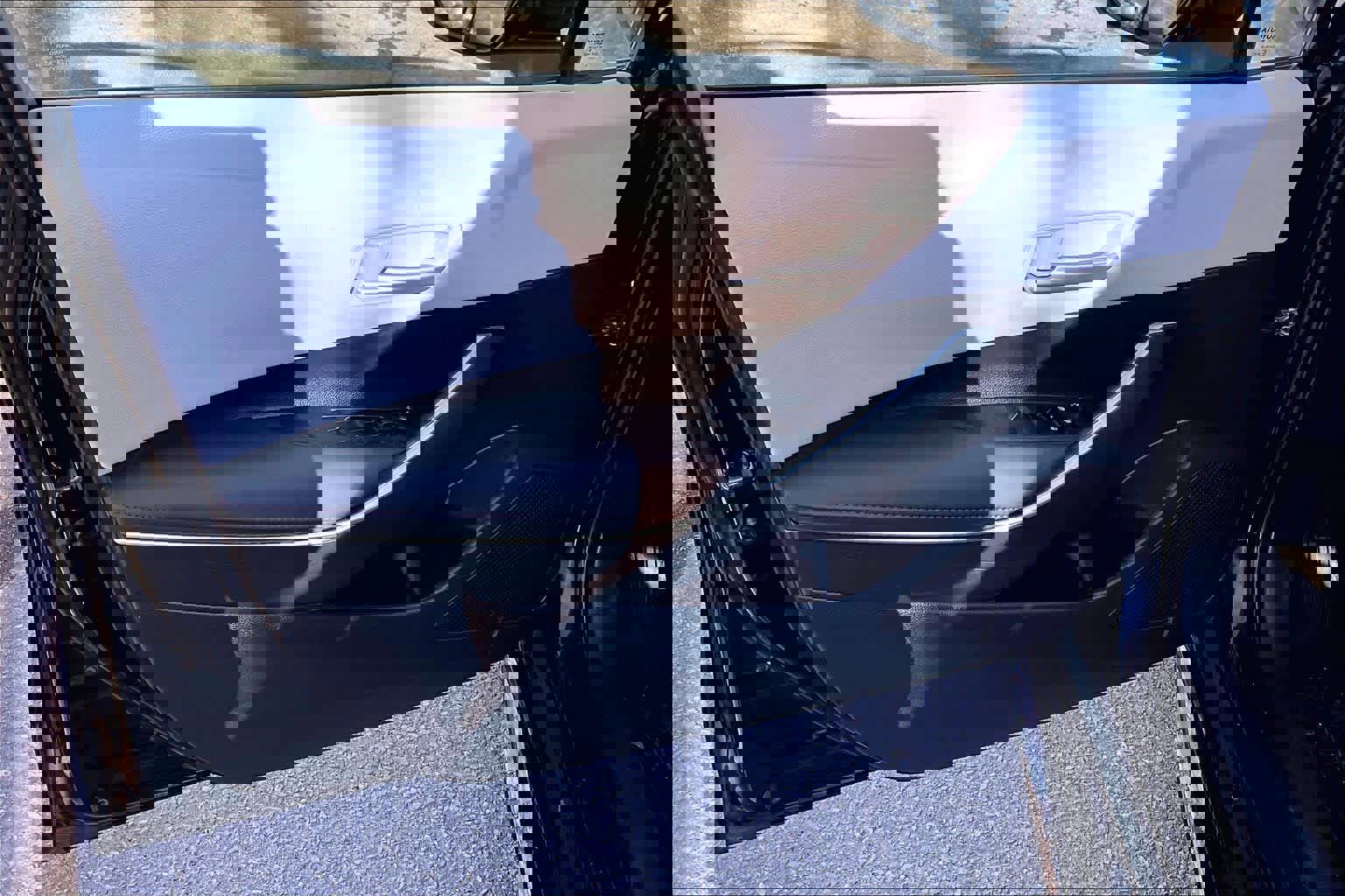 Certified 2023 Toyota Corolla SE w/ SE Premium Package image 21