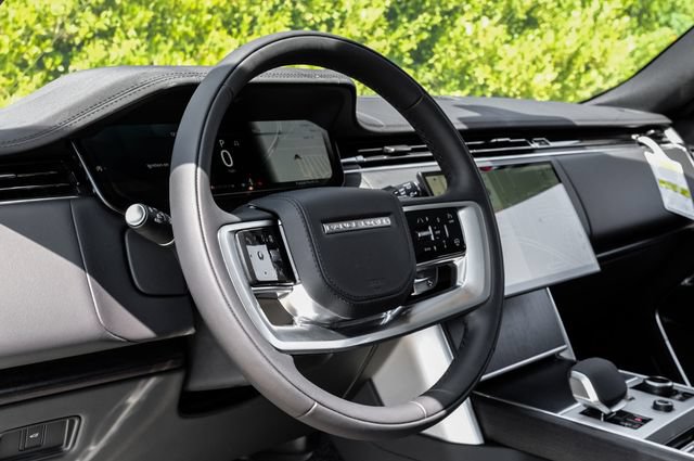 New 2027 Land Rover Range Rover Long Wheelbase SE AWD/4WD image 18