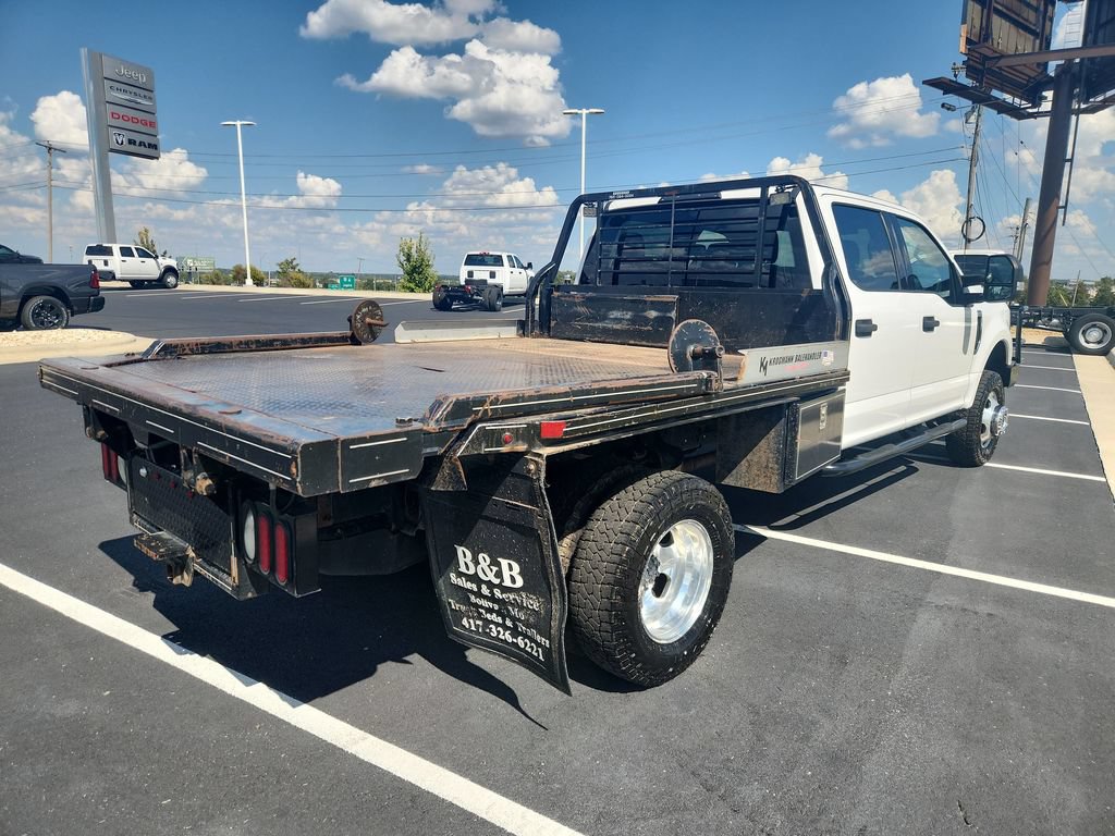 Used 2022 Ford F350 XLT w/ Snow Plow Prep Package AWD/4WD image 8
