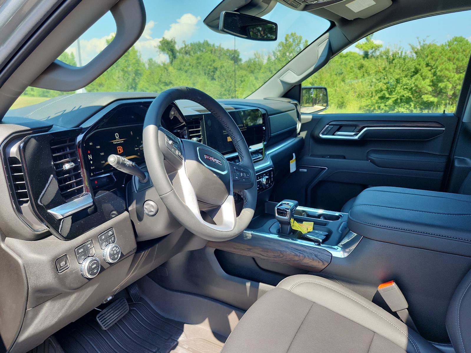 New 2026 GMC Sierra 1500 SLT w/ SLT Premium Plus Package image 13