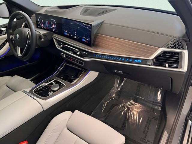 Used 2024 BMW X5 xDrive40i image 12