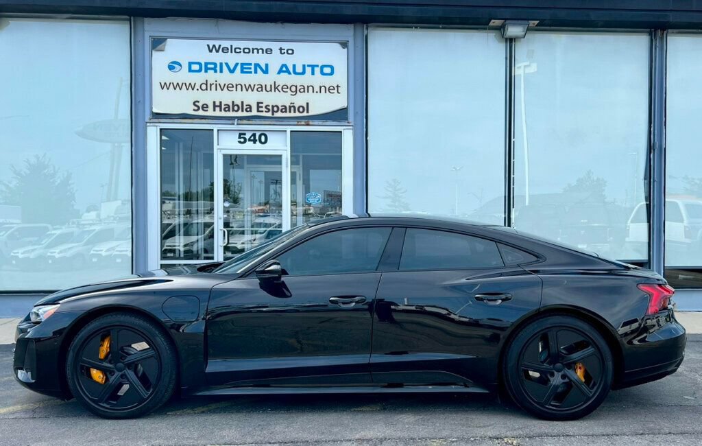 Used 2024 Audi RS e-tron GT w/ Carbon Performance Package AWD/4WD image 2