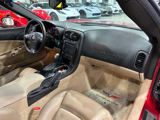 Used 2009 Chevrolet Corvette Coupe w/ Preferred Equipment Group RWD image 8