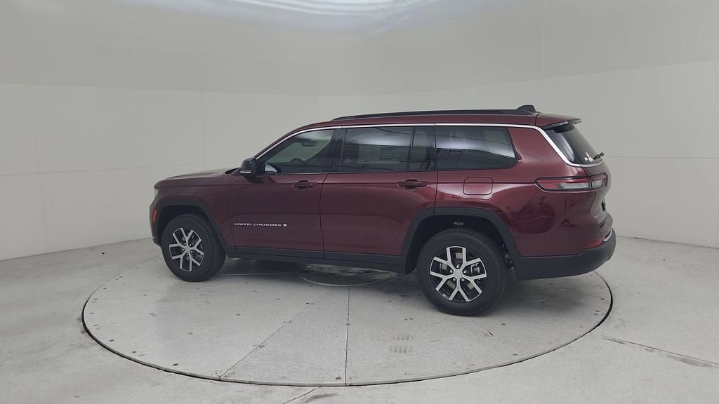 New 2025 Jeep Grand Cherokee L Limited image 10