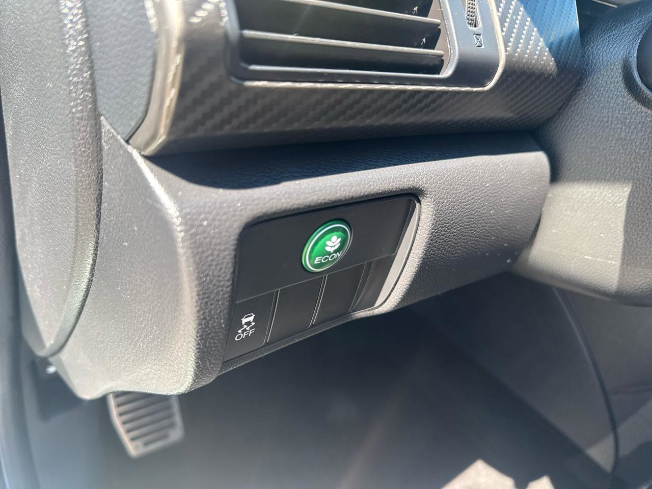 Used 2017 Honda Accord Sport Special Edition image 24