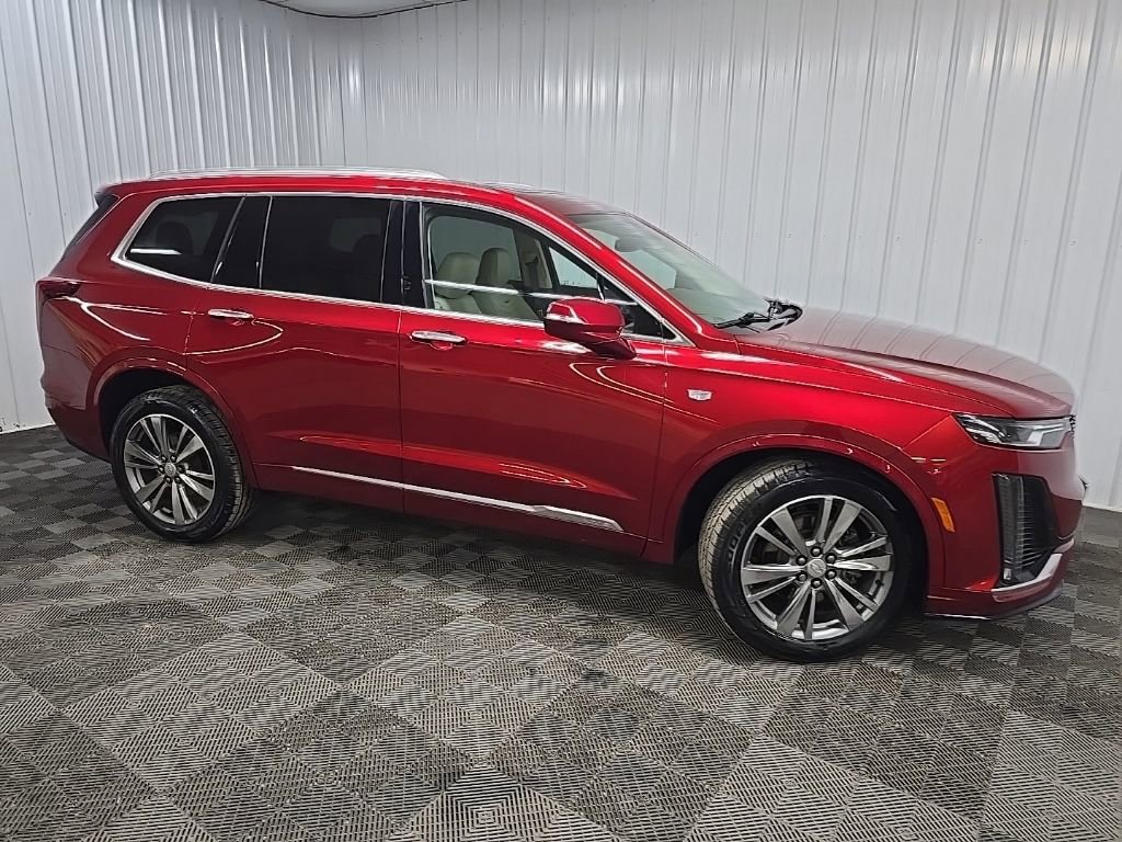 Used 2021 Cadillac XT6 Premium Luxury image 1