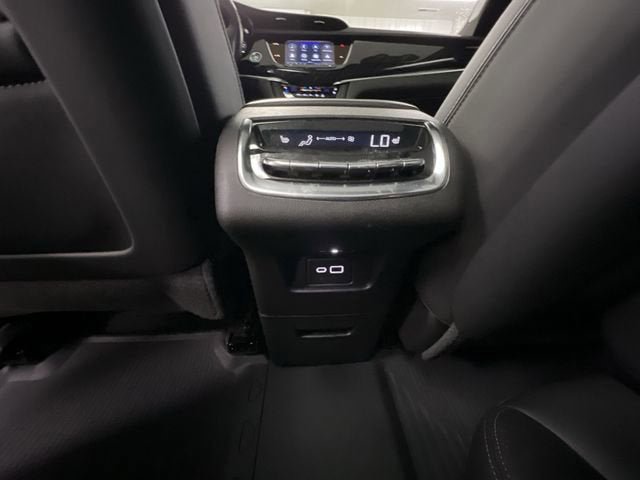 Certified 2023 Cadillac XT6 Premium Luxury AWD/4WD image 22