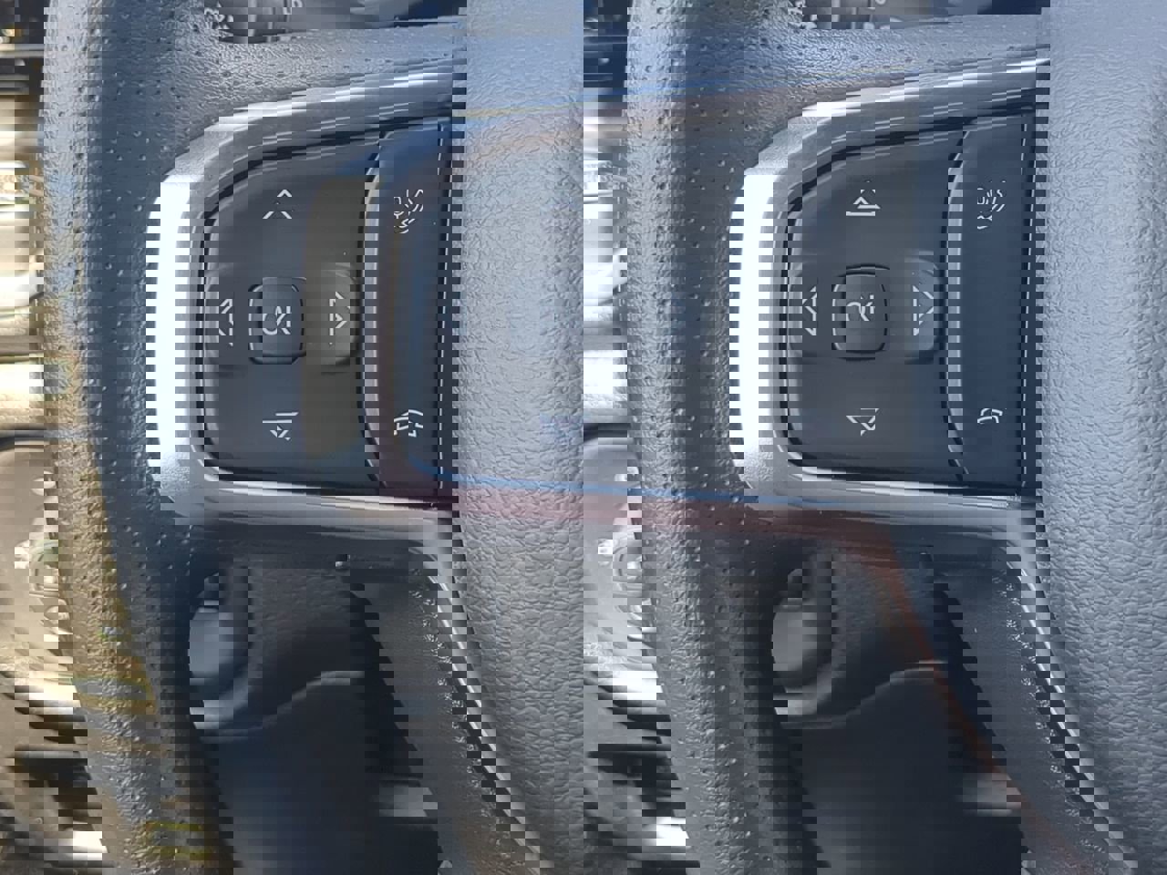 New 2026 RAM 1500 Express image 21