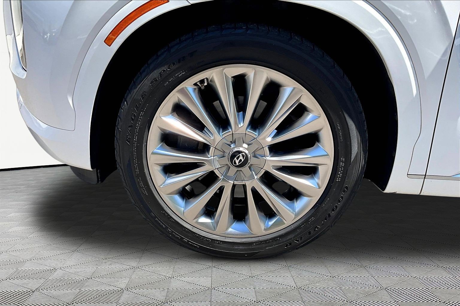 Used 2020 Hyundai Palisade Limited AWD/4WD image 36