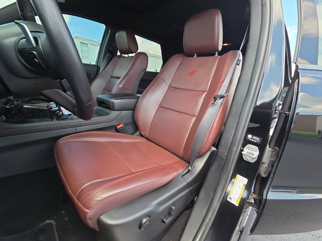Used 2025 Dodge Durango R/T AWD/4WD image 29