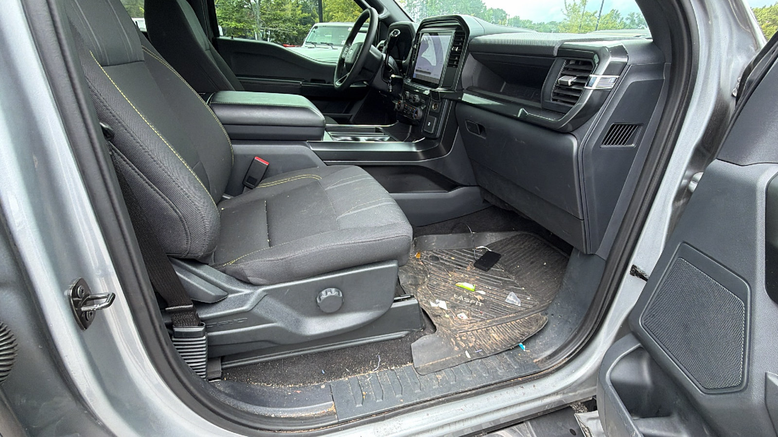 Used 2025 Ford F150 STX w/ Equipment Group 200A AWD/4WD image 19